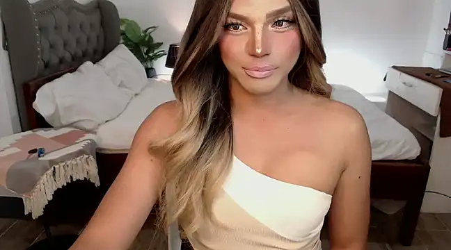 liaa lurrecams online show from 01/20/25, 05:16