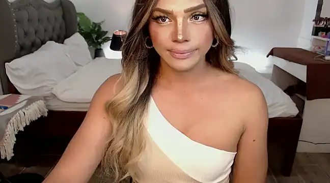 liaa lurrecams online show from 01/21/25, 12:50