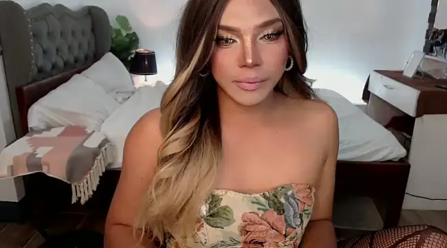 liaa lurrecams online show from 01/29/25, 10:48