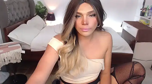 liaa lurrecams online show from 02/23/25, 06:45