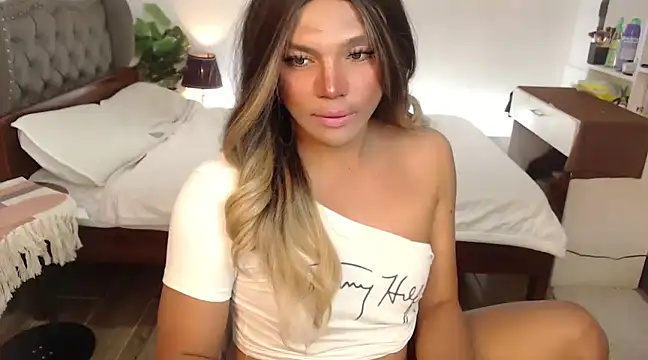 liaa lurrecams online show from 02/24/25, 07:41