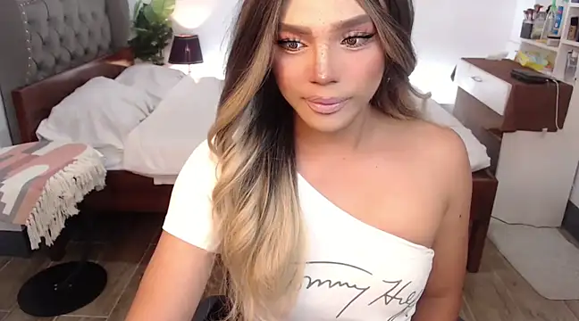 liaa lurrecams online show from 03/19/25, 06:01