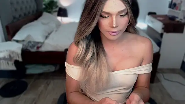 liaa lurrecams online show from 09/12/25, 10:15