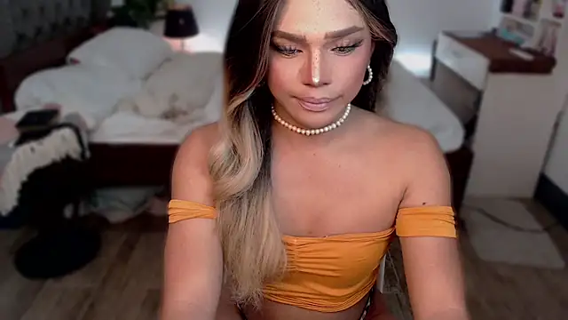 liaa lurrecams online show from 10/21/25, 11:11