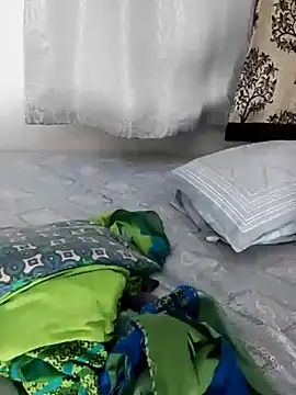 Indian desi wife online show from 12/07/24, 07:32