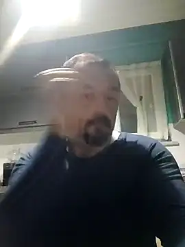 Snapshot of serkan201852 chatting on 02/22/25, 10:42 serkan201852 online show from 02/22/25, 10:42