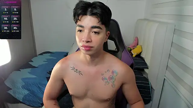 santy7v7 online show from 09/25/25, 01:15