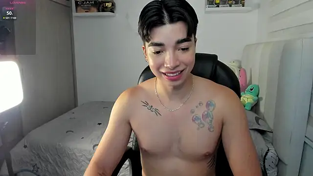 santy7v7 online show from 11/25/25, 01:22