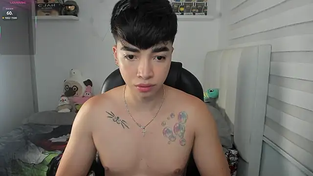 santy7v7 online show from 02/26/26, 01:32