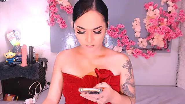 Oriental Tiara online show from 10/09/25, 02:59