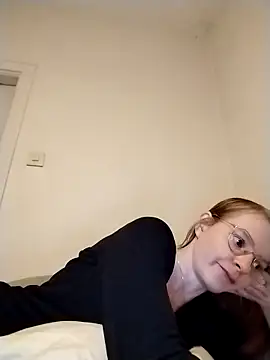 Snapshot of jannis1992 chatting on 09/23/25, 08:01 jannis1992 online show from 09/23/25, 08:01