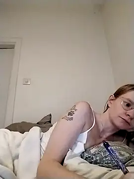 Snapshot of jannis1992 chatting on 10/08/25, 05:05 jannis1992 online show from 10/08/25, 05:05