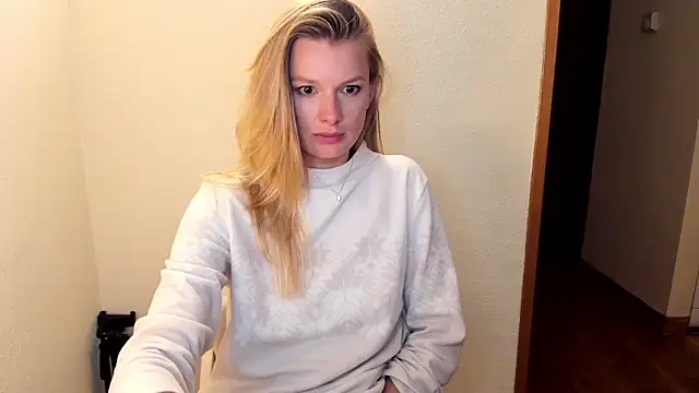 Annloveyou online show from 10/26/25, 10:47