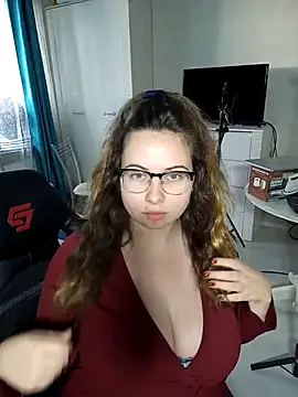 DienkaGreen online show from 11/04/25, 12:15