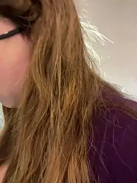 DienkaGreen online show from 12/03/25, 12:25