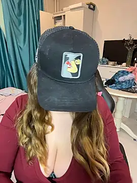 DienkaGreen online show from 02/07/26, 03:32