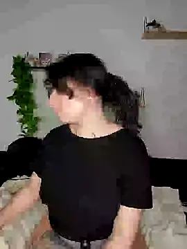 Moxxxie online show from 02/25/25, 06:25