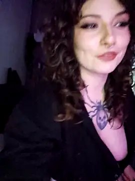 Moxxxie online show from 11/24/25, 04:07