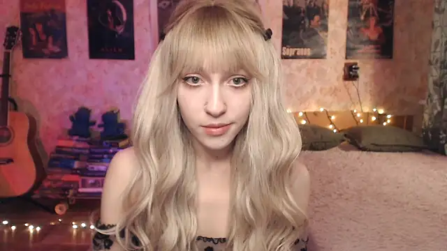 Friendly Ellie online show from 01/17/25, 12:10