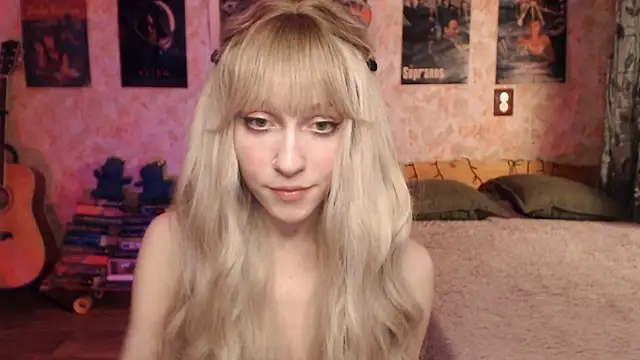 Friendly Ellie online show from 02/21/25, 12:17