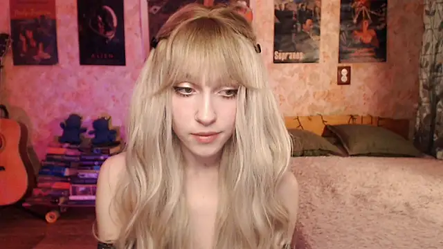 Friendly Ellie online show from 03/05/25, 12:16