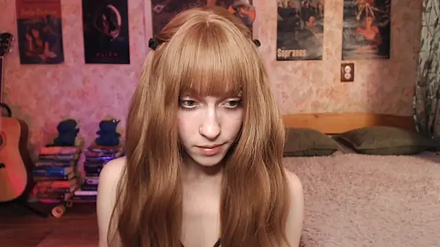 Friendly Ellie online show from 11/28/25, 10:18