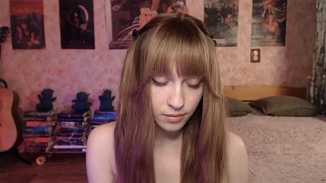 Friendly Ellie online show from 04/19/26, 12:26