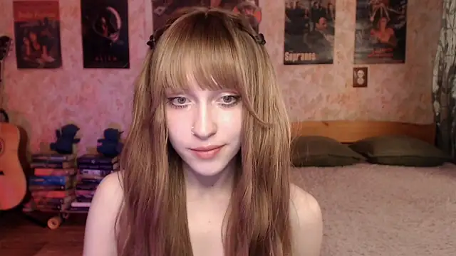 Snapshot of Friendly_Ellie chatting on 05/26/26, 11:23 Friendly Ellie online show from 05/26/26, 11:23