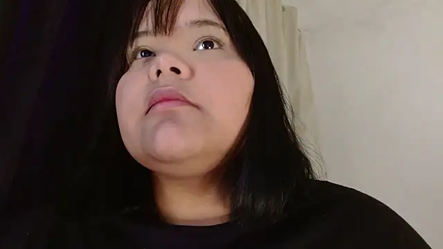 Snapshot of sexychubby___ chatting on 01/12/25, 05:33 sexychubby    online show from 01/12/25, 05:33