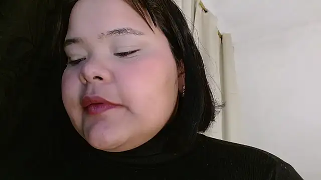 Snapshot of sexychubby___ chatting on 02/15/25, 11:14 sexychubby    online show from 02/15/25, 11:14