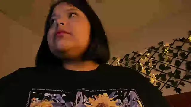 Snapshot of sexychubby___ chatting on 02/23/25, 10:49 sexychubby    online show from 02/23/25, 10:49