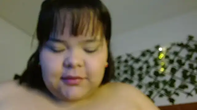 Snapshot of sexychubby___ chatting on 03/02/25, 03:16 sexychubby    online show from 03/02/25, 03:16