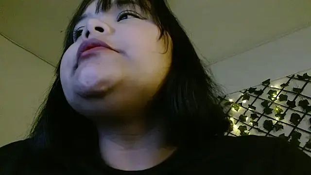 Snapshot of sexychubby___ chatting on 03/21/25, 09:01 sexychubby    online show from 03/21/25, 09:01