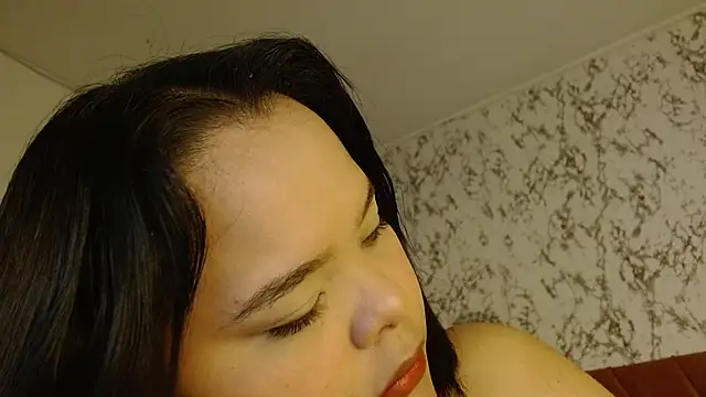 Snapshot of sexychubby___ chatting on 09/28/25, 03:28 sexychubby    online show from 09/28/25, 03:28