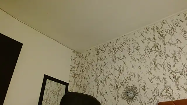 Snapshot of sexychubby___ chatting on 10/10/25, 08:30 sexychubby    online show from 10/10/25, 08:30