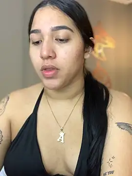 Snapshot of Amandanauty chatting on 12/15/24, 09:20 Amandanauty online show from 12/15/24, 09:20