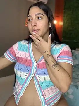 Snapshot of Amandanauty chatting on 01/30/25, 06:54 Amandanauty online show from 01/30/25, 06:54