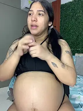 Snapshot of Amandanauty chatting on 03/02/25, 07:02 Amandanauty online show from 03/02/25, 07:02