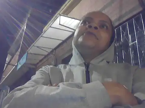 BayleyBanks online show from 09/16/25, 03:29