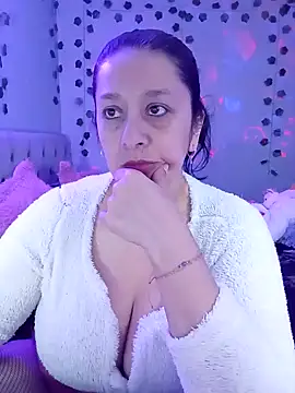 camilalatti online show from 01/26/25, 10:02