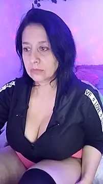 camilalatti online show from 11/20/25, 12:11