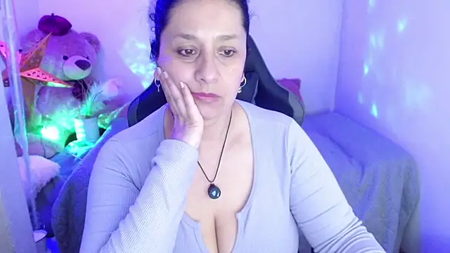 camilalatti online show from 03/27/26, 12:49