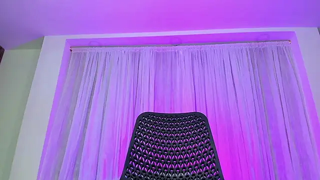 jaddyk  online show from 12/01/25, 09:20