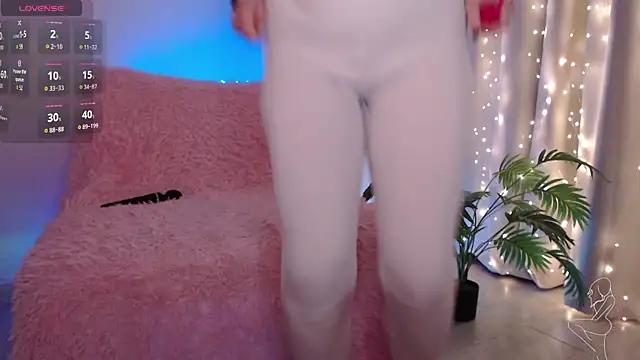 Zeeeme online show from 04/18/26, 07:58