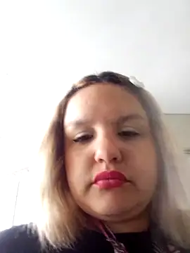 Snapshot of shaynarg chatting on 10/01/25, 02:01 shaynarg online show from 10/01/25, 02:01