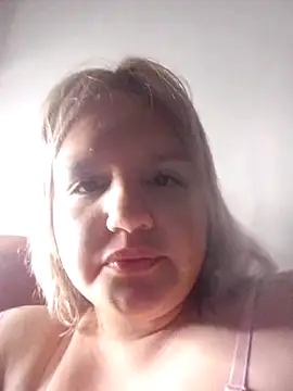 Snapshot of shaynarg chatting on 10/06/25, 08:56 shaynarg online show from 10/06/25, 08:56