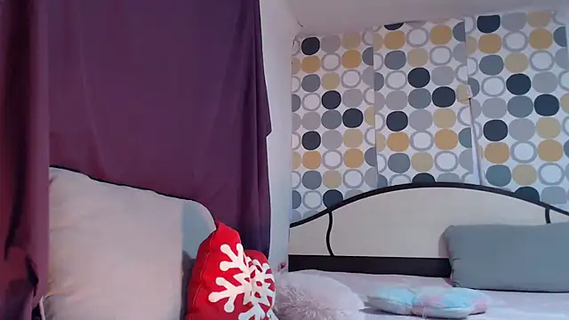 Snapshot of sexyevalove chatting on 10/14/25, 03:07 sexyevalove online show from 10/14/25, 03:07