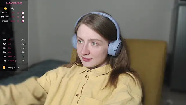 Snapshot of mollytuck chatting on 12/08/24, 01:58 mollytuck online show from 12/08/24, 01:58