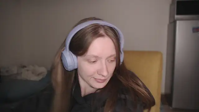 Snapshot of mollytuck chatting on 12/19/24, 04:57 mollytuck online show from 12/19/24, 04:57