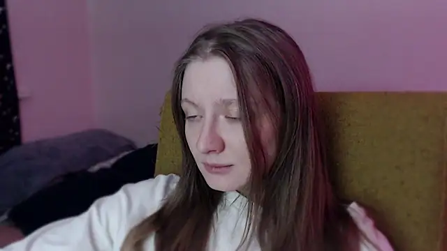 Snapshot of mollytuck chatting on 02/28/25, 02:42 mollytuck online show from 02/28/25, 02:42